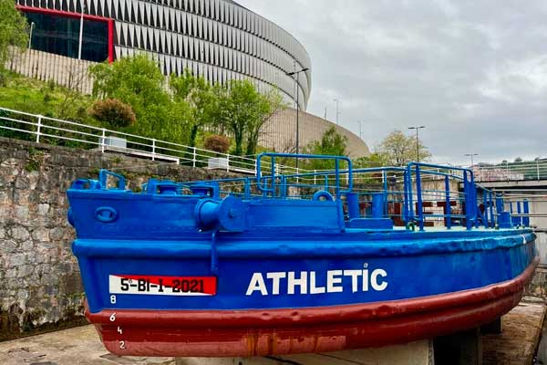 Plan en familia, visita gabarra Athletic