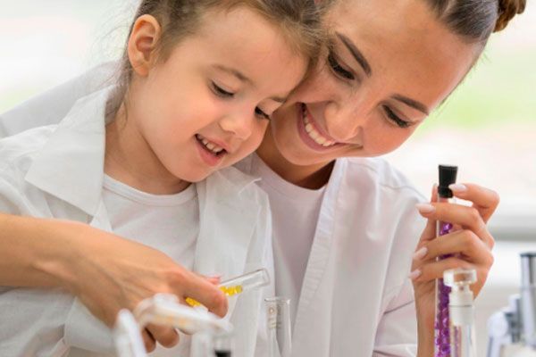 Día de la niña y la mujer en la ciencia, juego interactivo Zubiarte