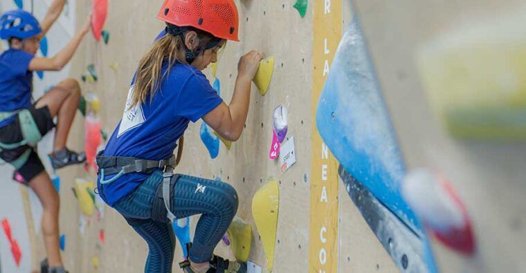 Escalada en familia Climbat Barakaldo